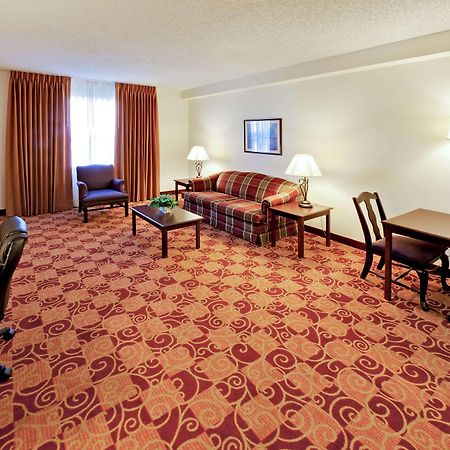Hawthorn Suites By Wyndham Louisville East Kültér fotó